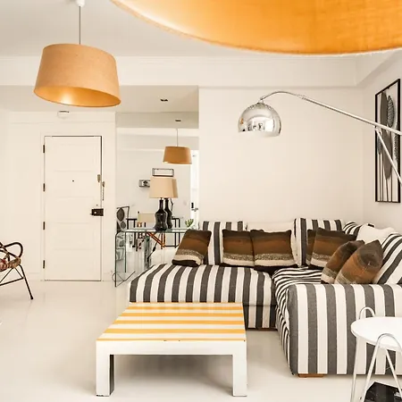 Apartamento Akicity Anjos Crystal *